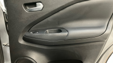 Nissan Juke 1.0 DiG-T 114 N-Connecta 5dr DCT Petrol Hatchback